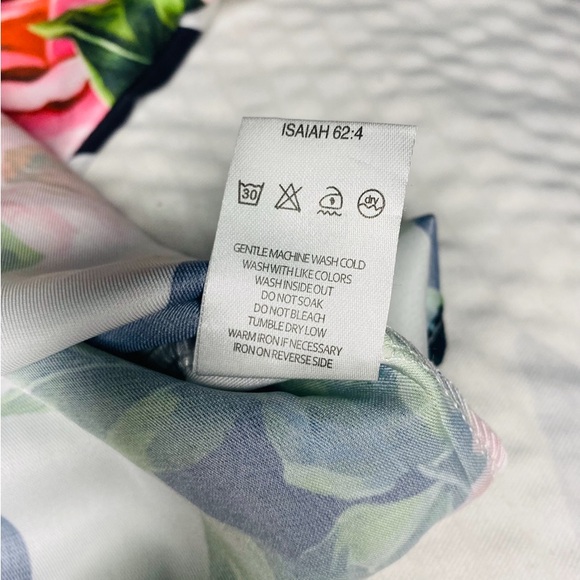 2 Piece Floral Striped / High Waisted Skirt with Top Women’s Small - Picture 7 of 10